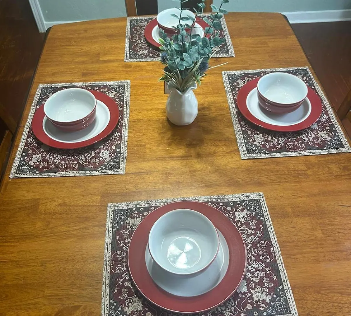 Beautifully Furnished Two-Bedroom Unit, Loaded With Appliances And Ample Parking Pittsburgh USA